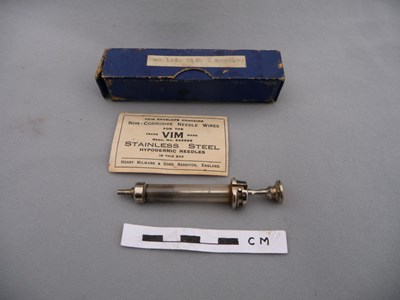 Doctor's medical bag contents: Re-usable hypodermic syringe