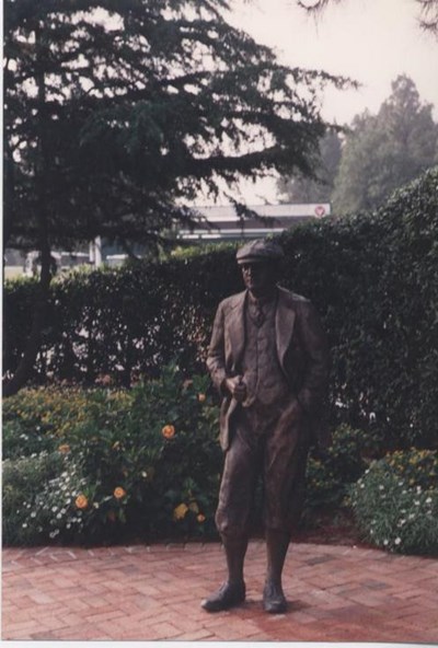 Stature of Donald J Ross at Pinehurst No. 2 course