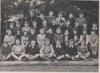 Dornoch Primary School Older Class photograph c 1948