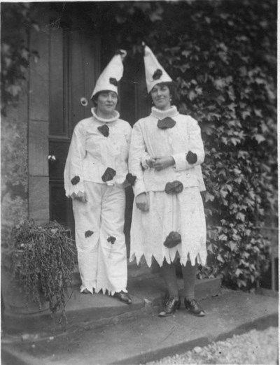 Clowns at the Dornoch Pageant