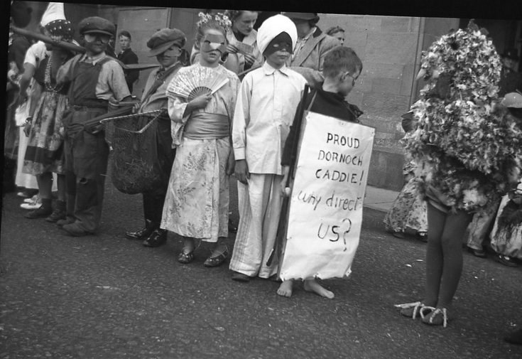 1928 Pageant children in costume parade