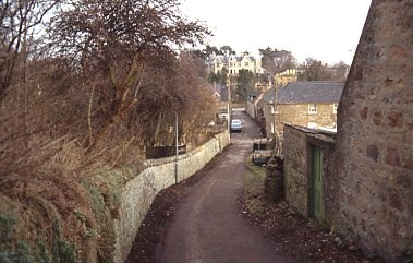 Lane leading to Gilchrist Square
