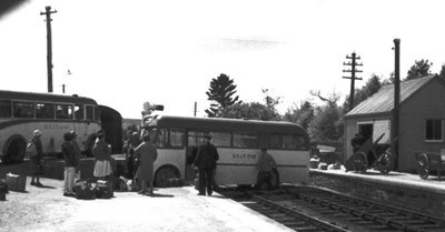 Buses collecting mail & passengers Lairg station