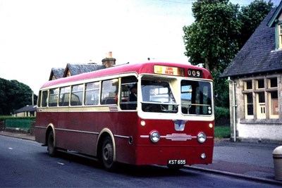 Bus service 9 at the Post Office in Golspie