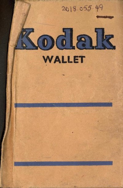 Kodak photograph wallet with 5 photographs