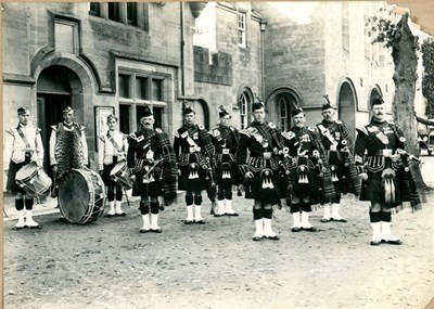 Dornoch  Pipe Band