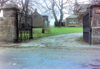 Record 10 prior to Sutherland Road improvement