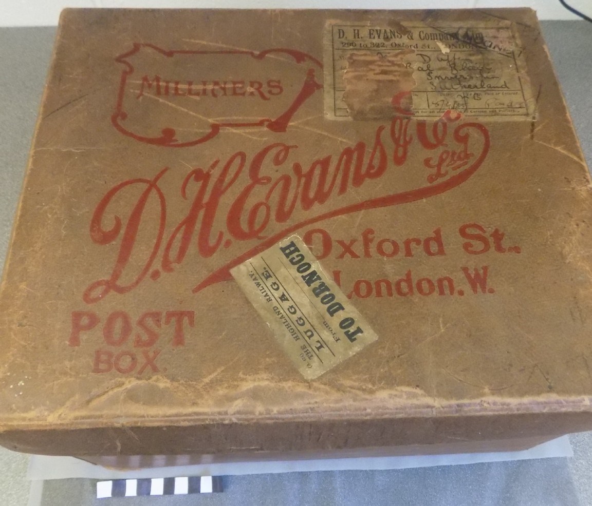 Hat box sent by postal service