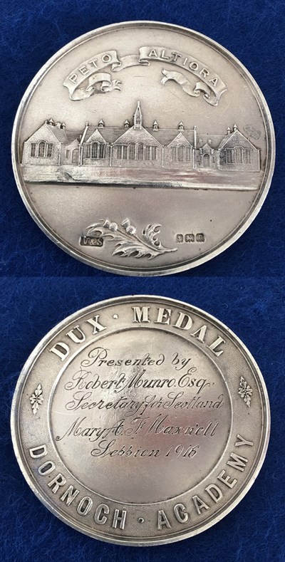 Dux Medal Mary Maxwell