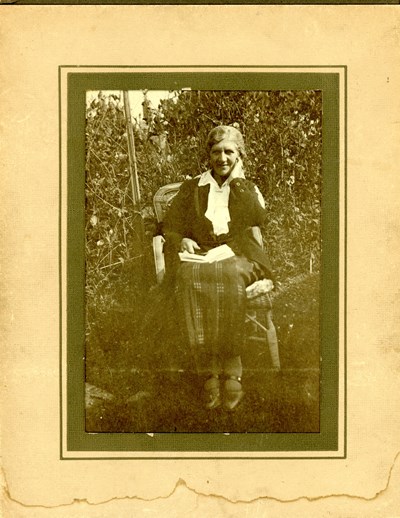 Sepia mounted photograph of Mrs Jean Calder