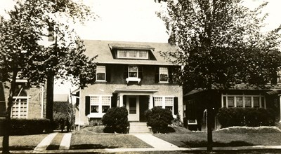 Monochrome photograph of a house (possibly belonged to Donald Ross)
