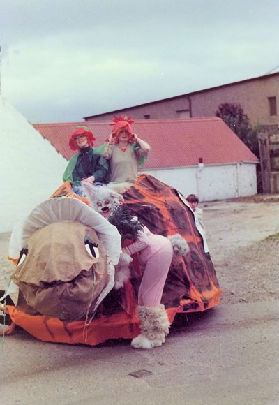 'Tortoise'   pram in preparation Dornoch Festival week pram race