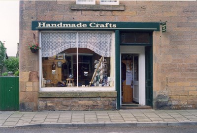 Photograph of Handmade Crafts shopfront, Castle Street