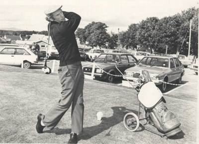 Jimmy Miller teeing off at the Royal Dornoch