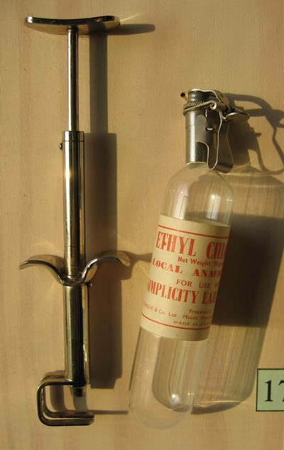 Watchmaker's ear piercer