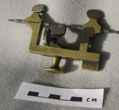 Watchmaker's pivot burnisher