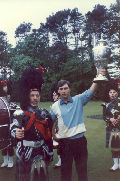 Golfer Garth McGimpsey