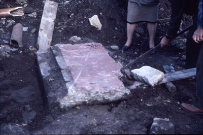 Uncovering well at old manse 1987