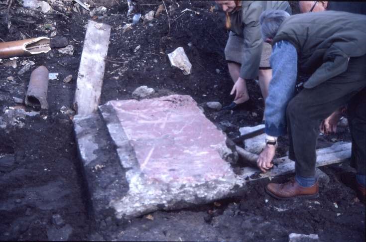 Uncovering well at old manse 1987