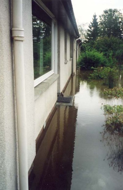 Photographs of Flooding of  Camore Gardens 2006