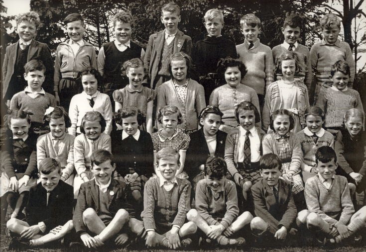 Dornoch Academy Photograph 1955 - 56 - Historylinks Archive