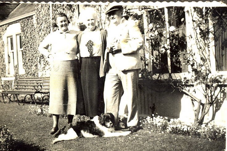 Front Garden, Clashmore