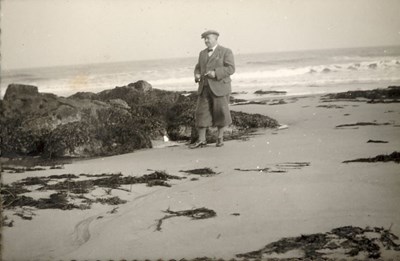 Thomas Hardie on Dornoch Beach