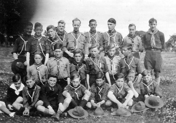 scout-group-photograph-historylinks-archive