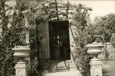 Trellis Arch at the entrance to 