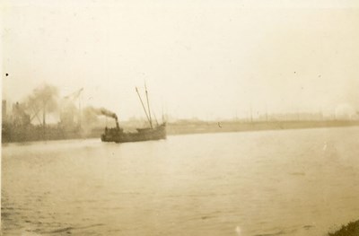Steam Ship, sailing away from camera