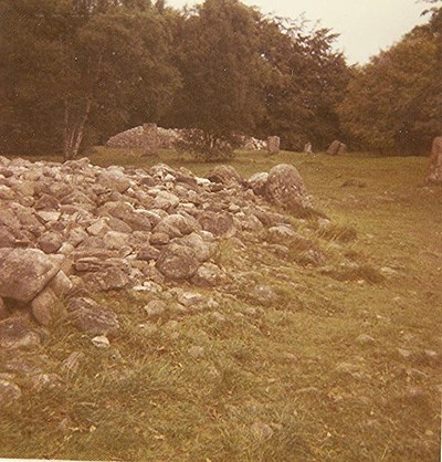 Chambered Tomb at Clava Mains, with causeway and circle