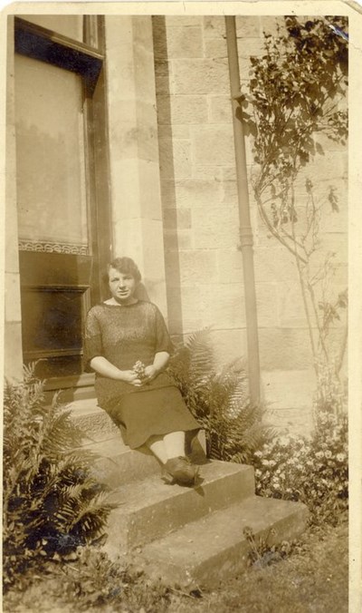 Margaret (Megan) Button nee Mackay of Embo c 1908