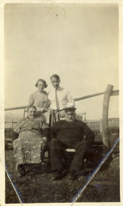 Kenneth Button senior with grandparents  c 1930