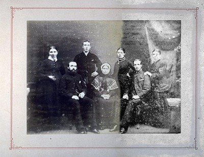 Mackay family group photograph