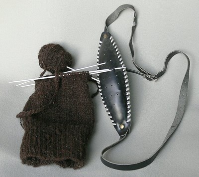 Knitting belt