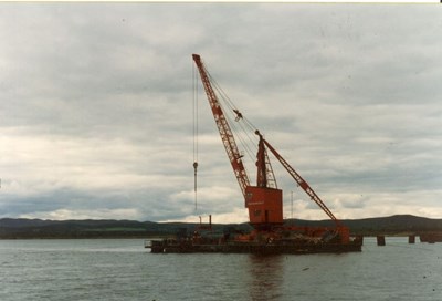 Dornoch Firth Bridge Construction ~ Floating Crane